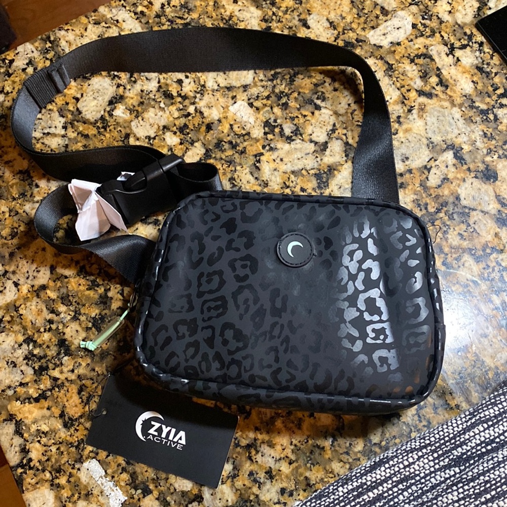 Zyia black leopard crossbody bag NWT